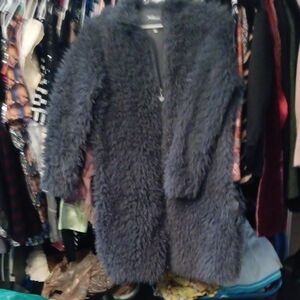 Women's Fuzzy Gray Lt Weight Sweater Coat..fits MtoL